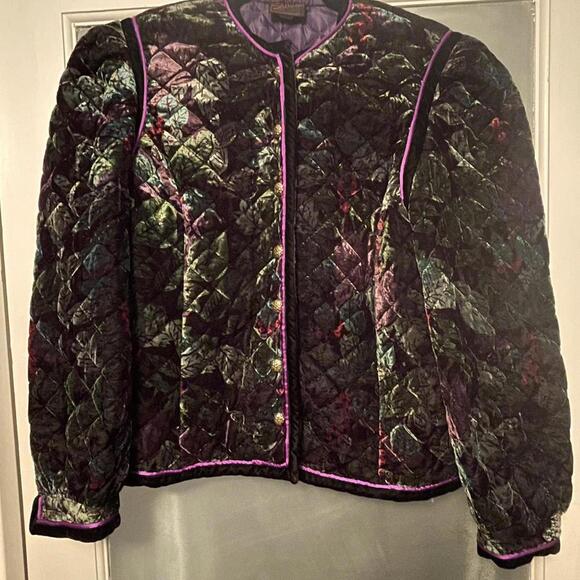 Vintage Floral Velvet Quilted Jacket.